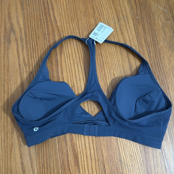Lulu Lemon all day breeze bra - Picture 3 of 5